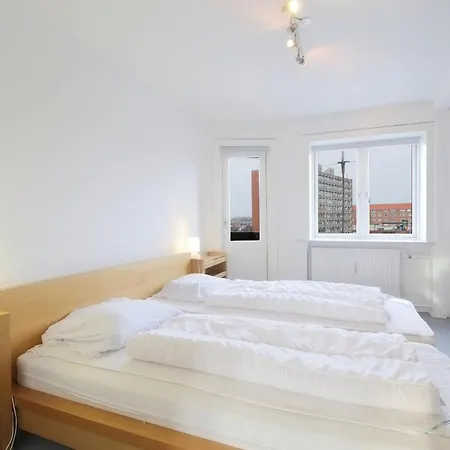 Strandby Plads Id 186 * Esbjerg